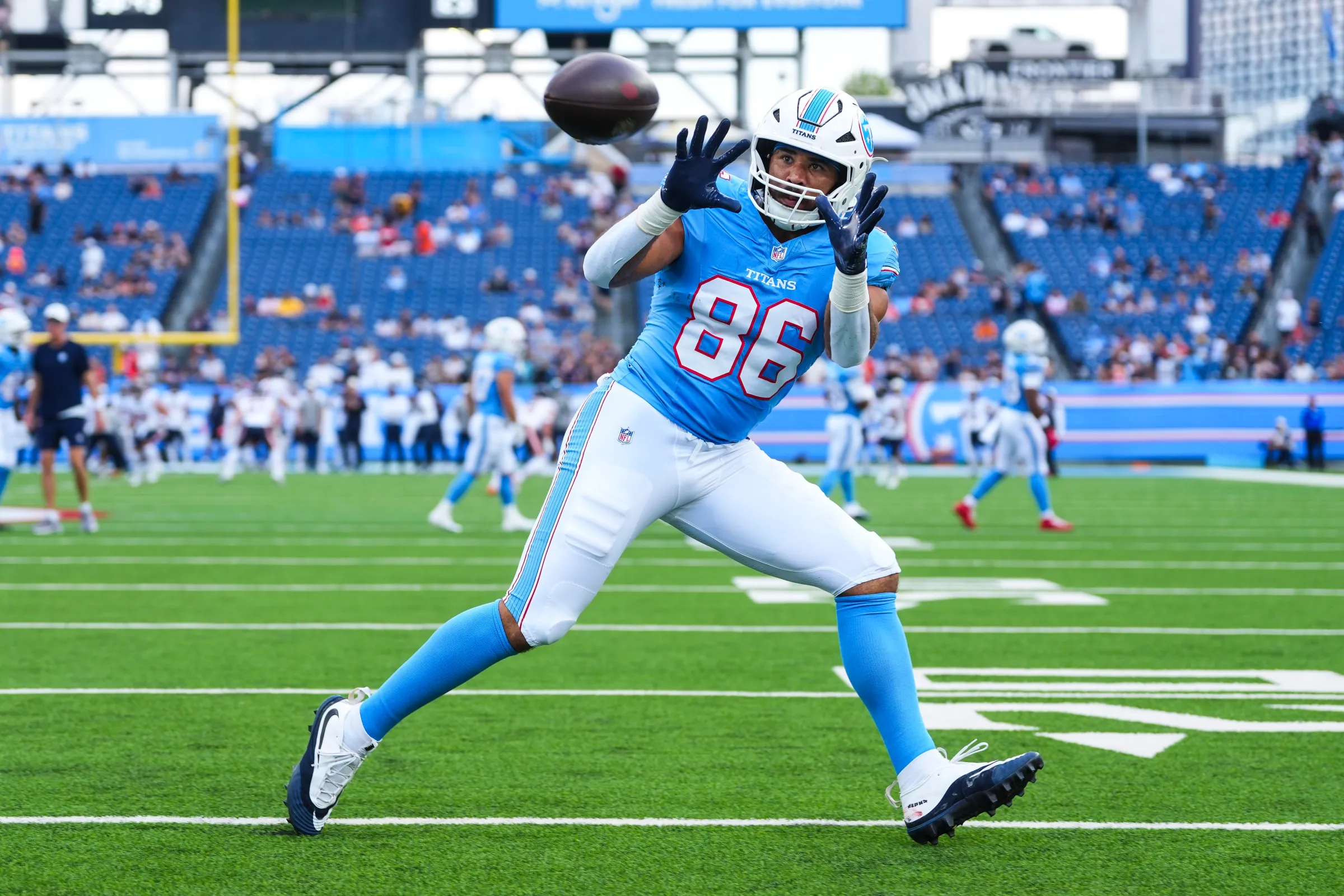 NASHVILLE, TENNESSEE - AUGUST 29: Kylen Granson #86 of the Tennessee Titans warms up before an NFL preseason game against the Chicago Bears at Nissan Stadium on August 29, 2026 in Nashville, Tennessee. (Photo by Perry Knotts/Getty Images)